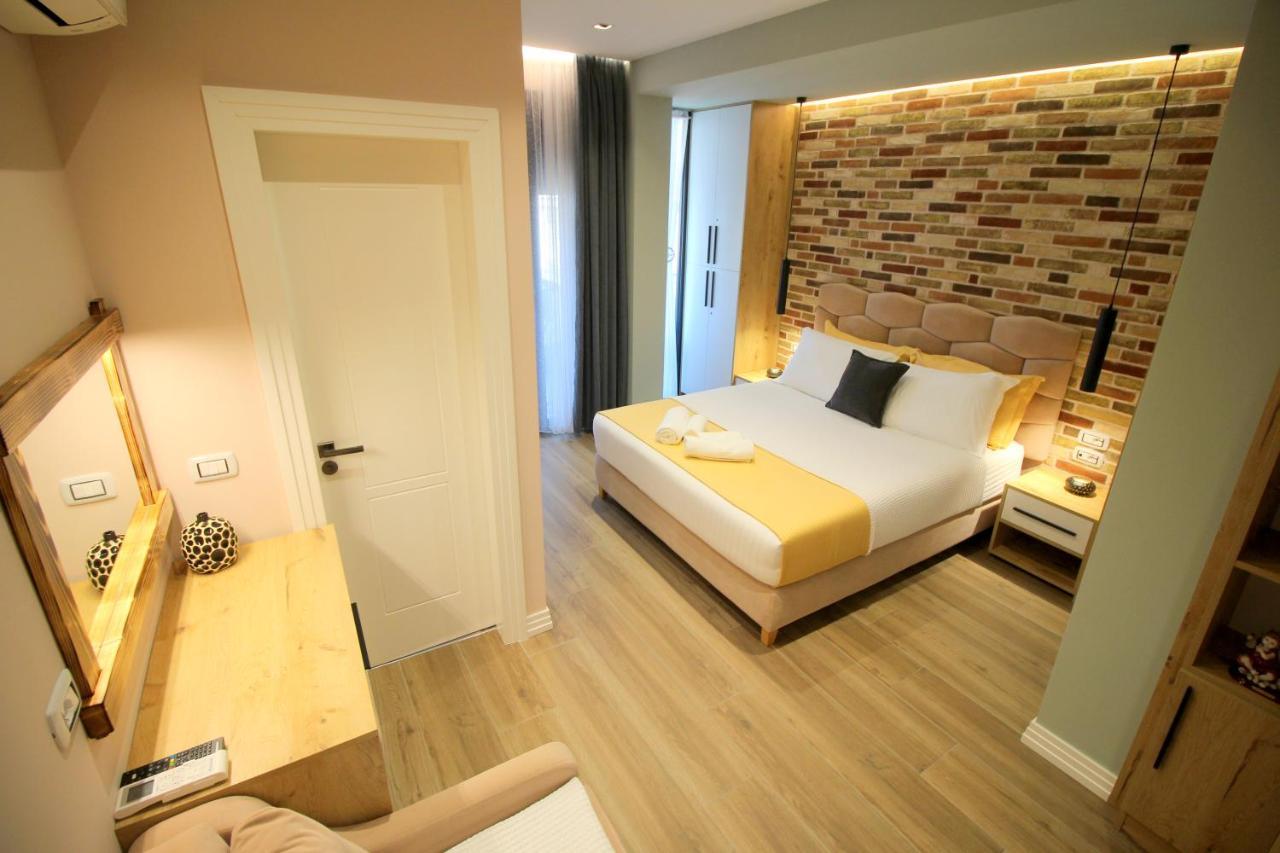 Ngjela Apartments Sarandë Exteriör bild